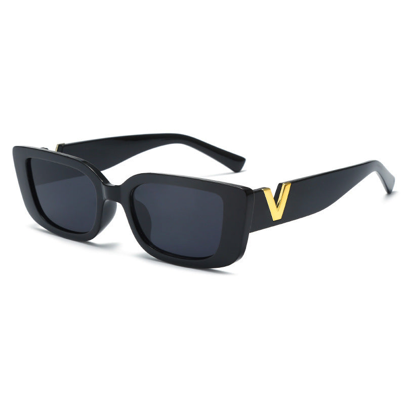 Women’s fashionable sunglasses in trendy leopard print Stornfield