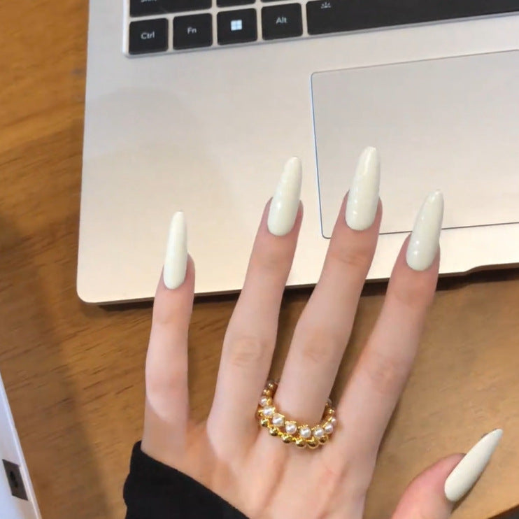 Glamorous artificial nails with elegant accents Stornfield