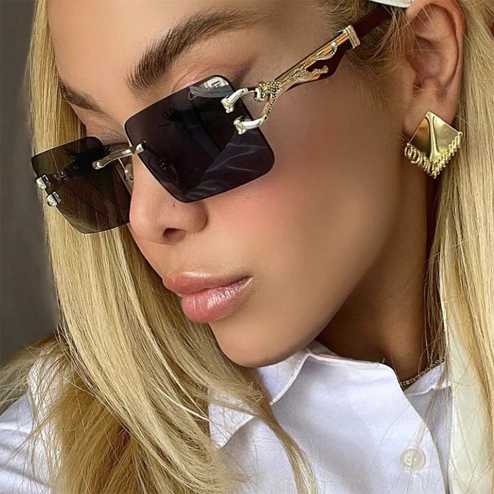 Ladies elegant square sunglasses with high-quality wooden frame Stornfield