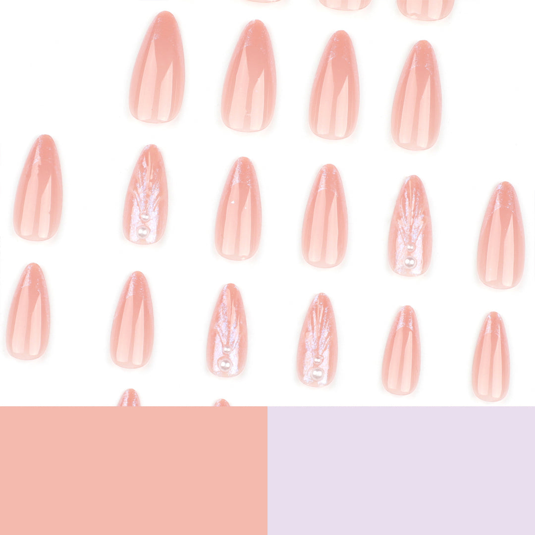 Artificial nail art with curved design Stornfield