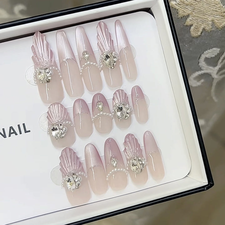 3D Decorative Press-On Nail Set Stornfield