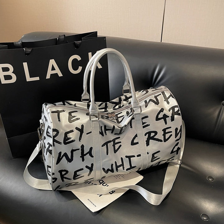 Sporty travel bag with innovative lettering Stornfield