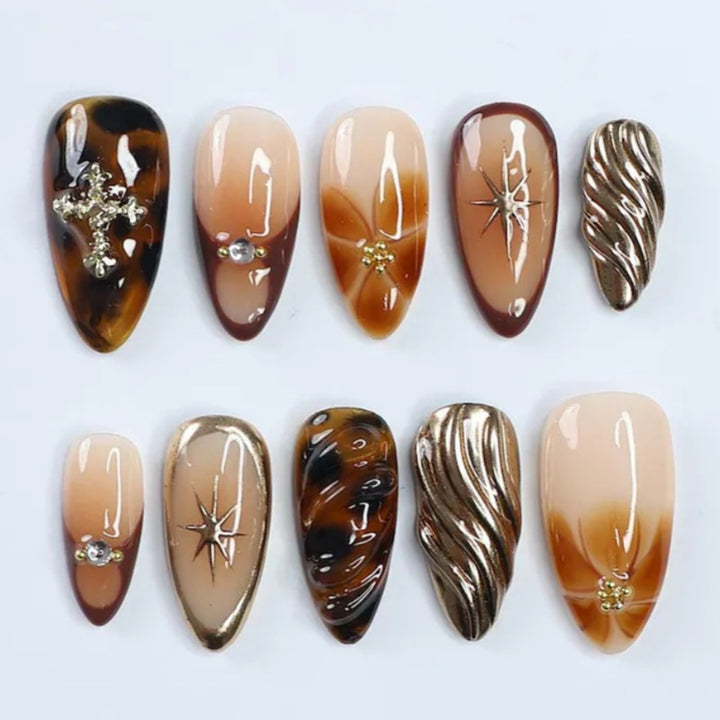Artistic Floral and Star-Embellished Press-On Nail Set Stornfield