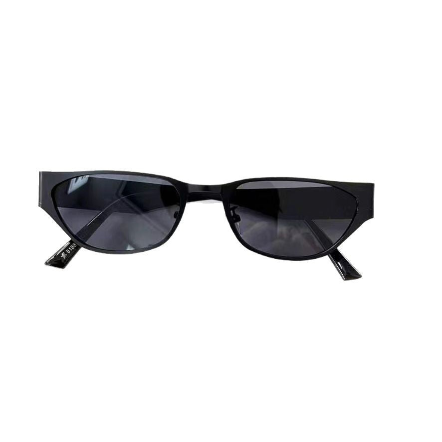 Fashionable sunglasses with elegant design Stornfield