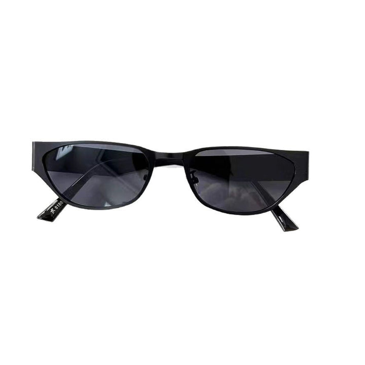 Fashionable sunglasses with elegant design Stornfield