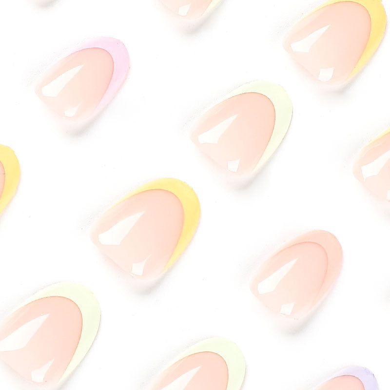 Artful nail extensions with elegant gradient and shine Stornfield