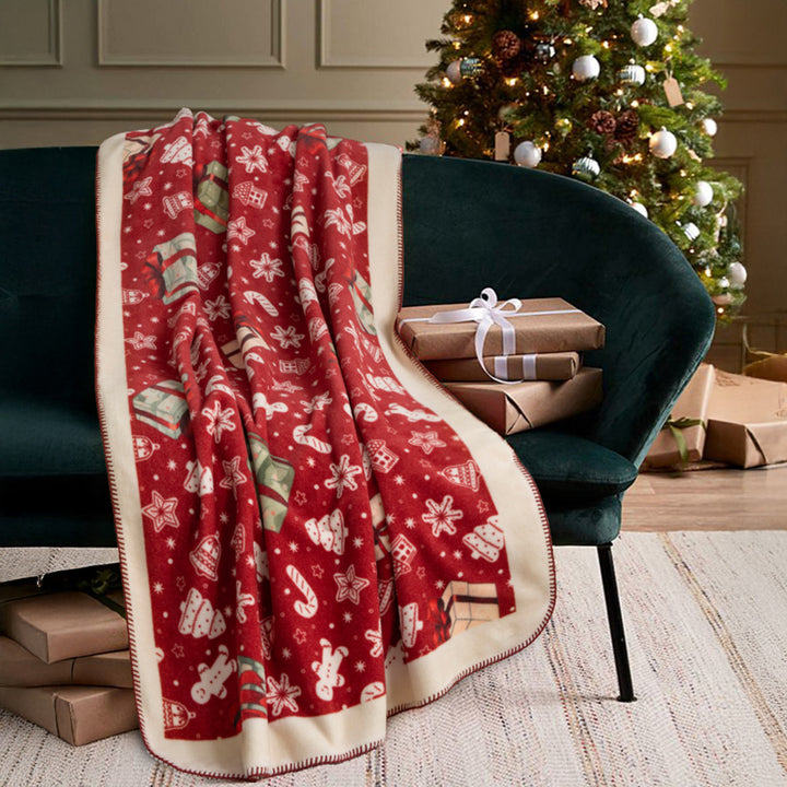 Soft Christmas fleece blanket with gift and gingerbread motif Stornfield