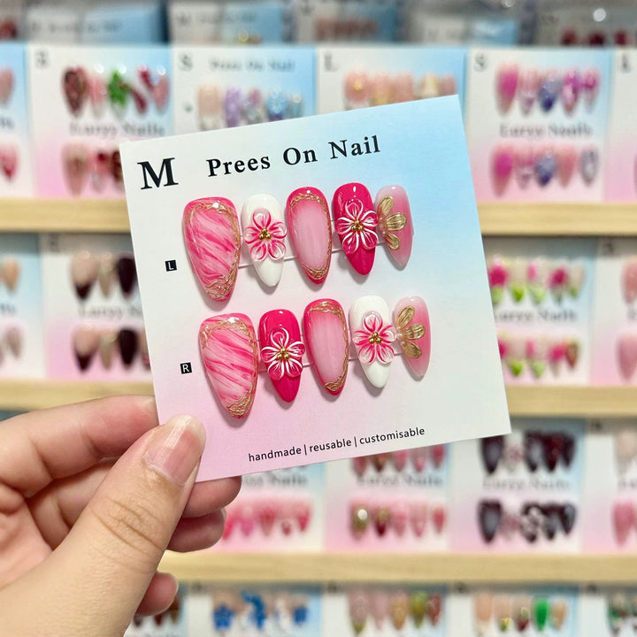 Decorative Floral Press-On Nail Art Set