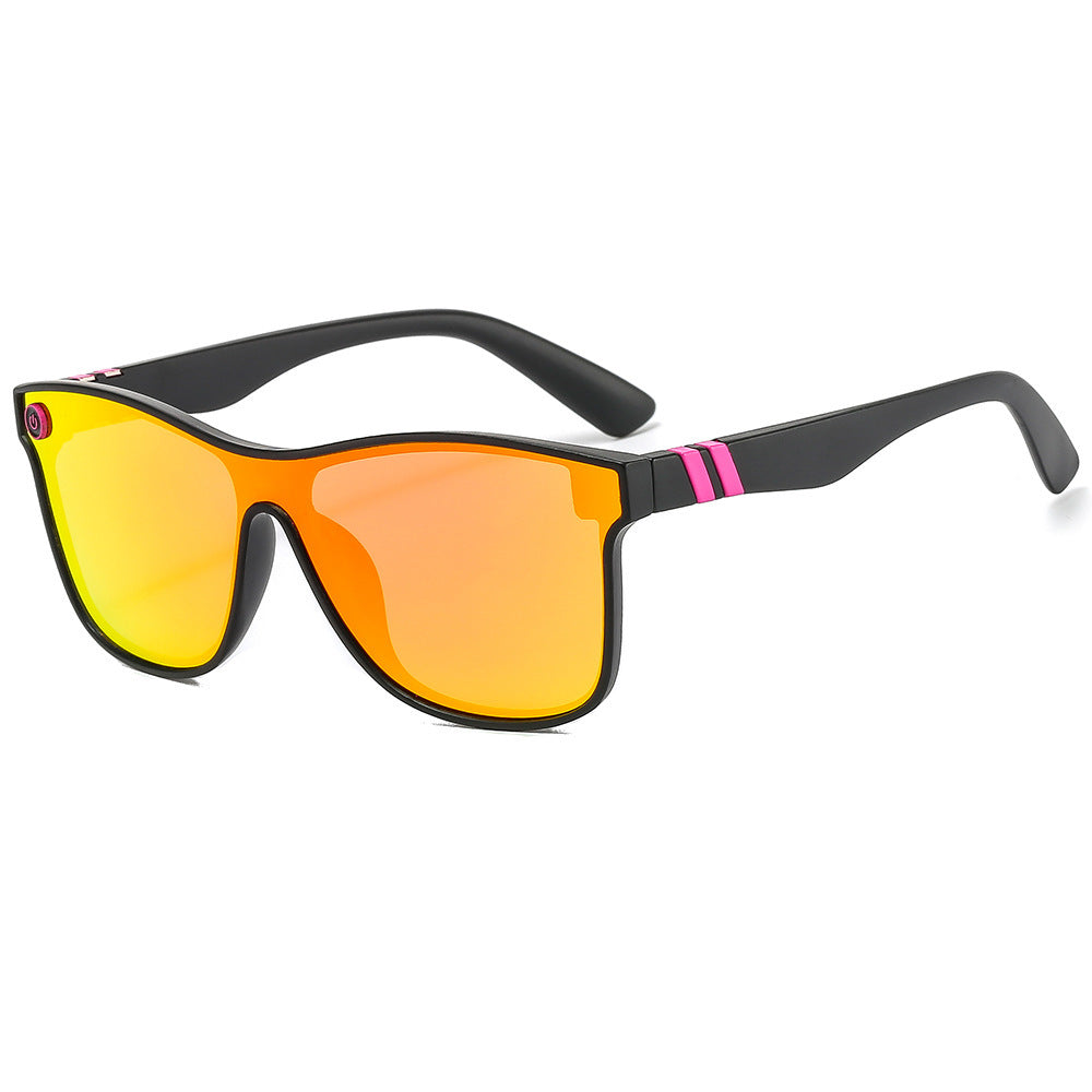Fashion-Forward Retro-Inspired Sunglasses Stornfield