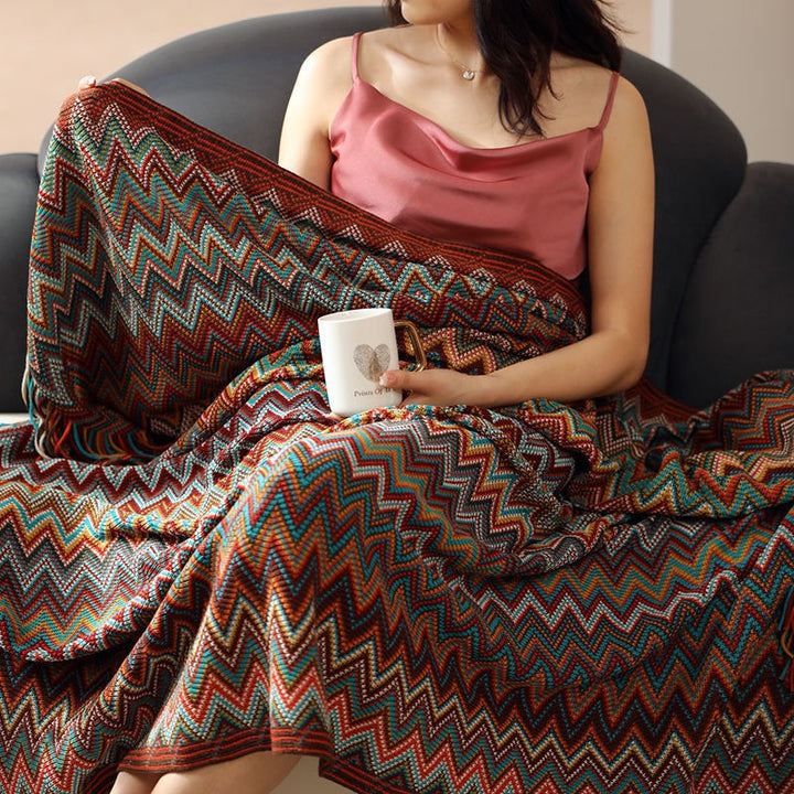 Stylish Zigzag Pattern Throw Blanket