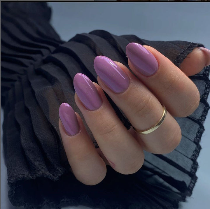 Premium DIY Almond-Shaped Press-On Nail Kit Stornfield