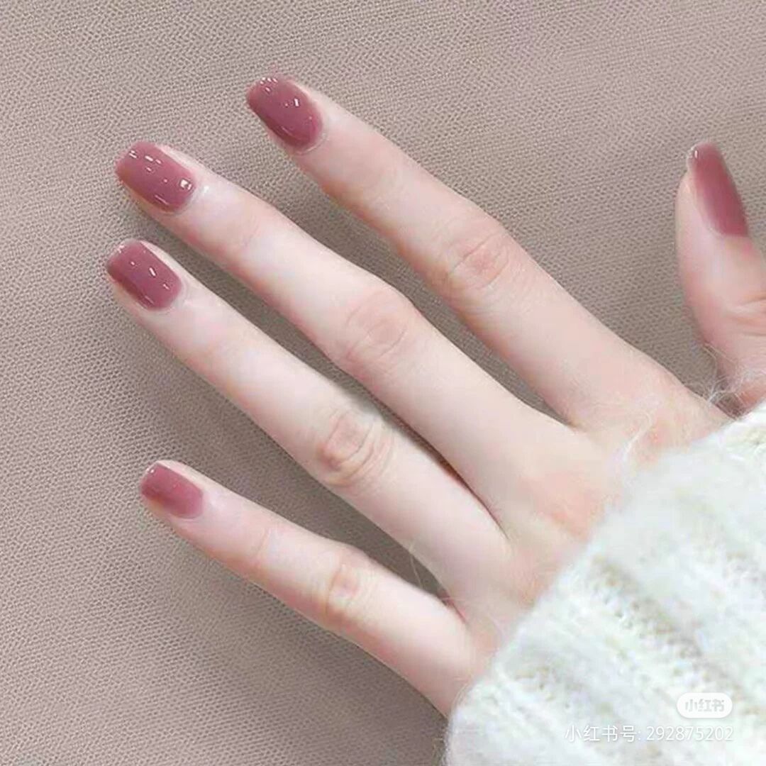Artistic Sculpted Press-On Nails Stornfield