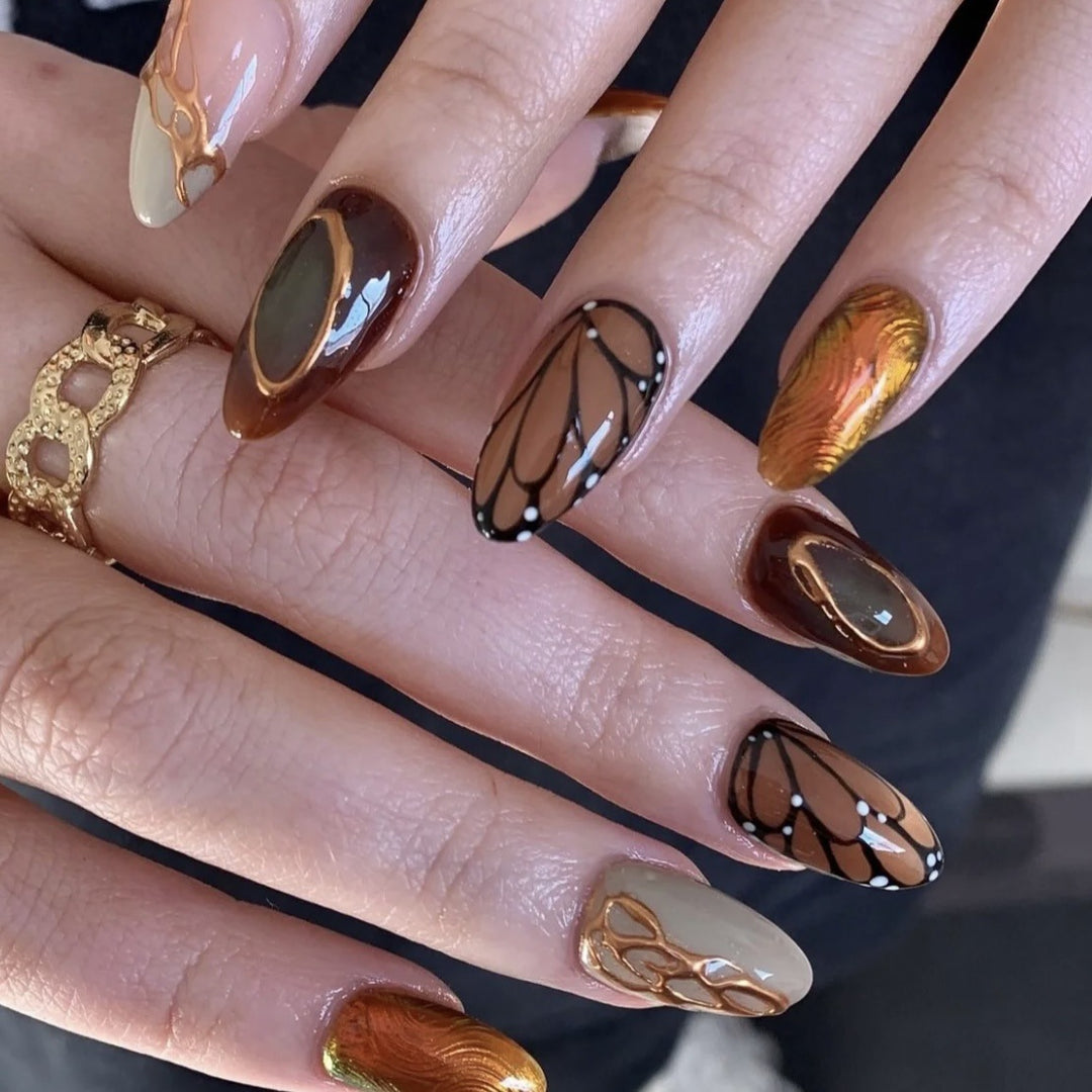 Artistic Nail Design Press-On Set