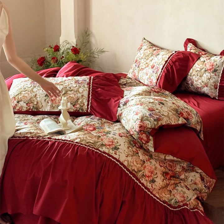 Romantic bedding set made of cotton satin with ruffles and floral jacquard