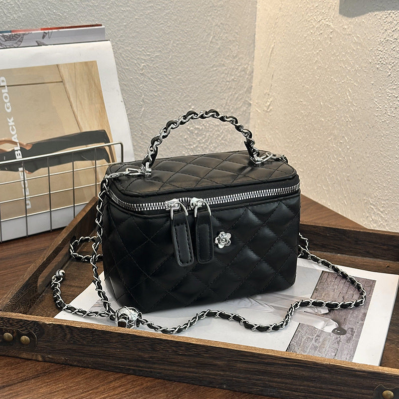 Quilted Chain Strap Handbag