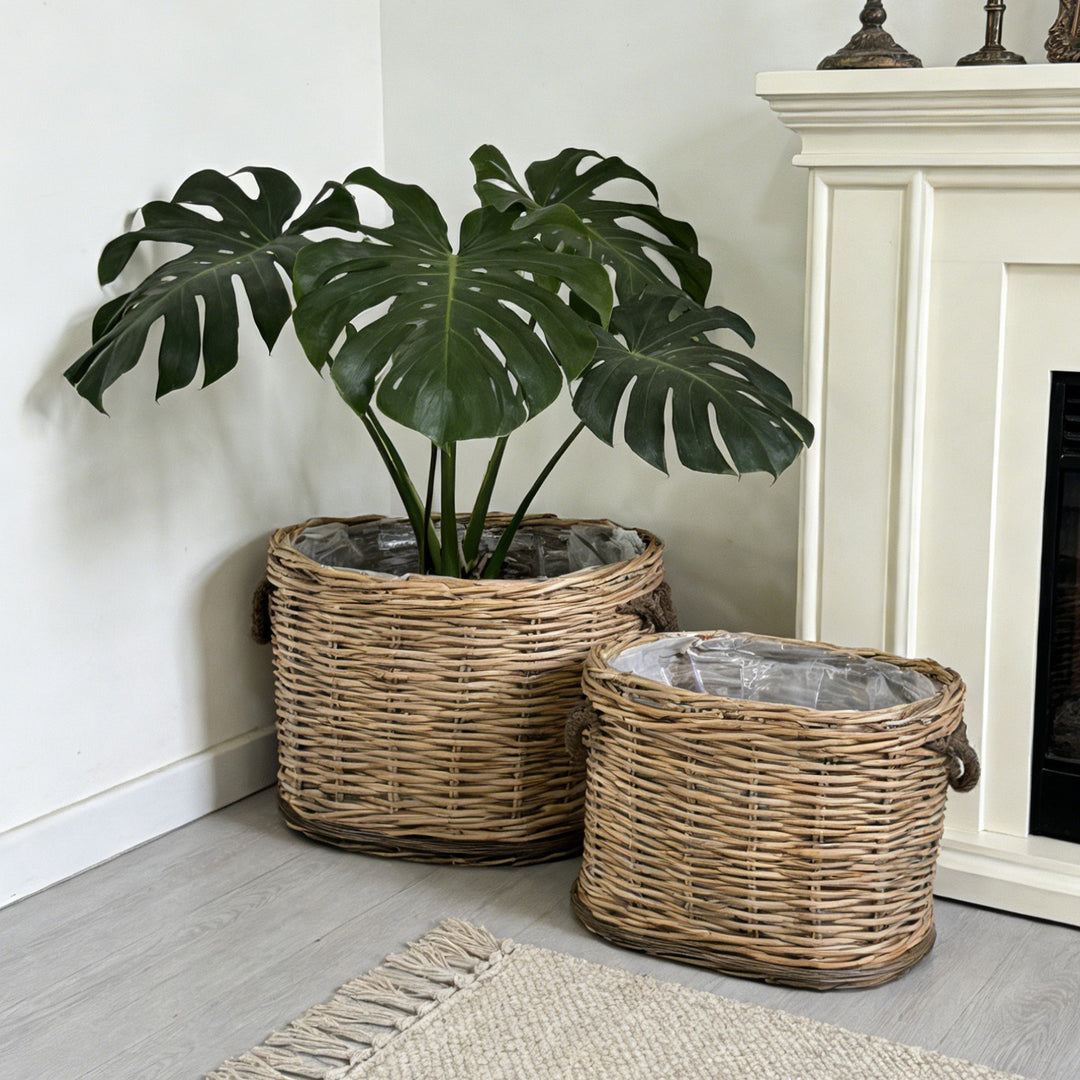 Rustic laundry basket with decorative handles Stornfield