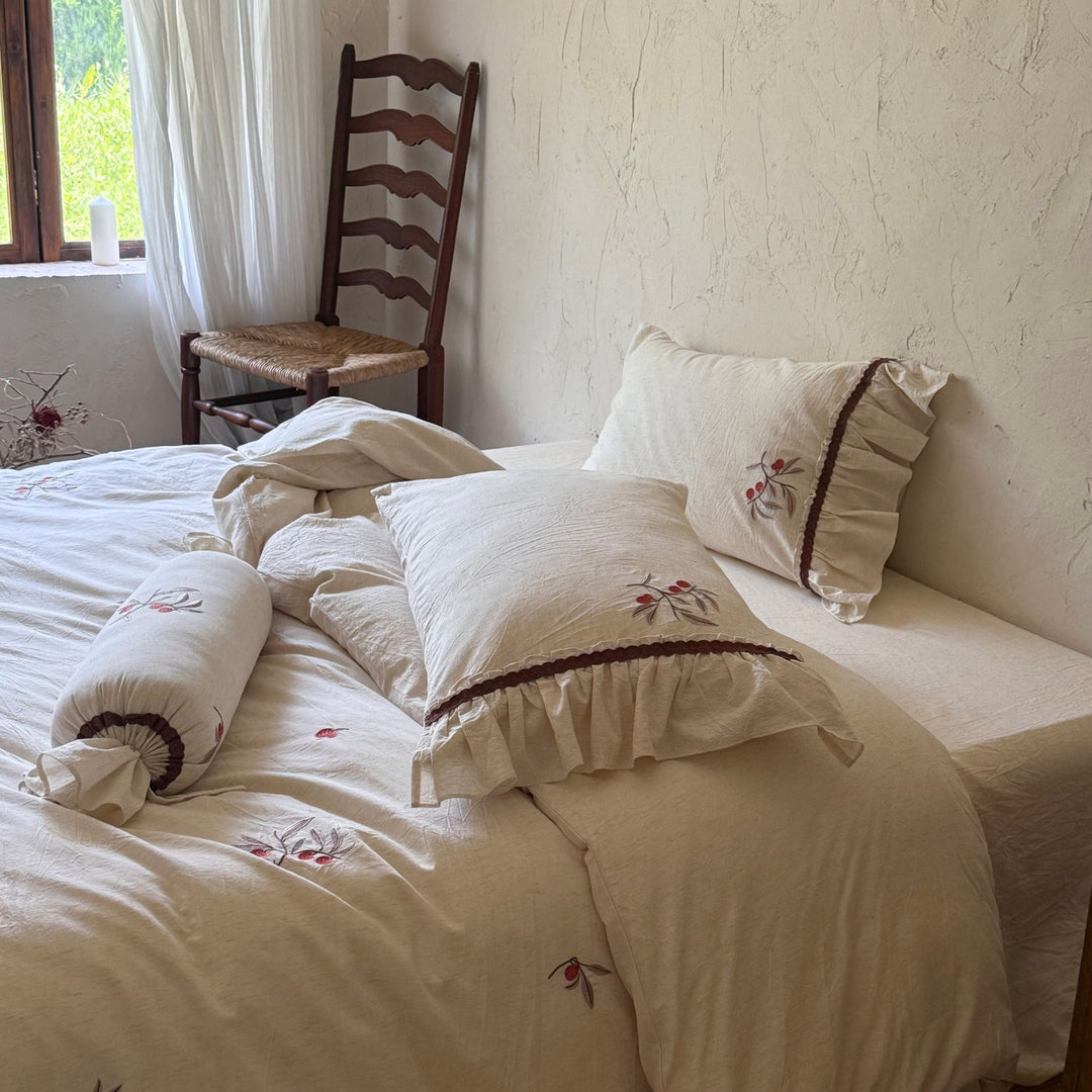 Embroidered Linen-Blend Ruffled Duvet Cover Set with Bolster and Shams