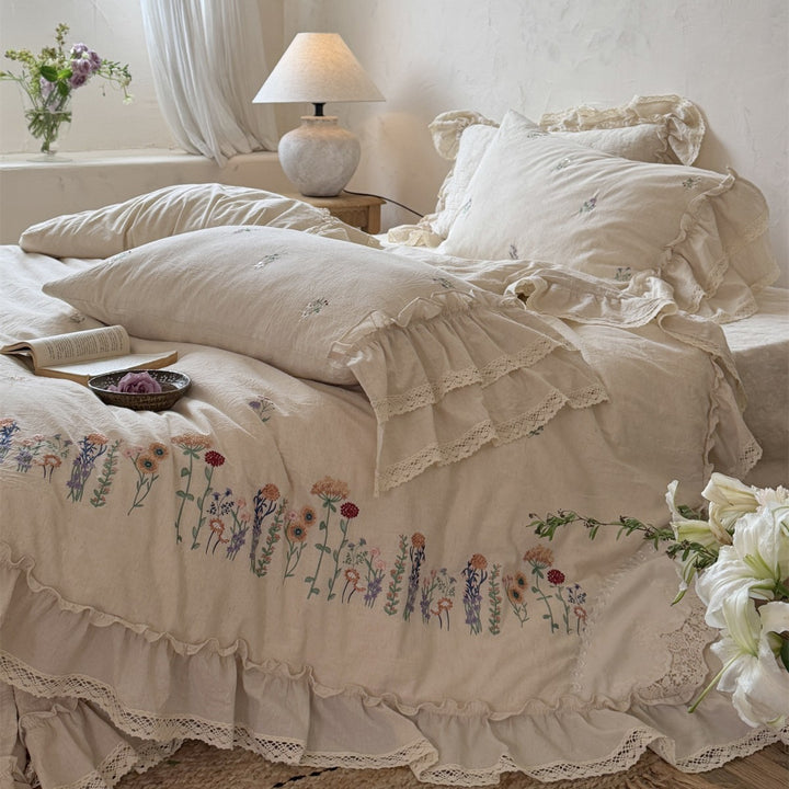 Ruffled Embroidered Linen Duvet Cover Set with Floral Border and Lace Trim