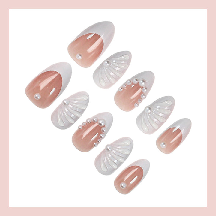 Artificial nail set with elegant peaks and 3D details Stornfield