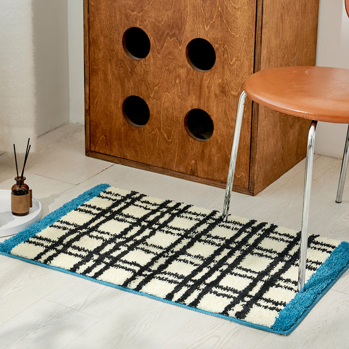 Plush Textured Bath Rug