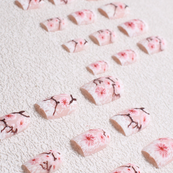 Floral Embellished Press-On Nail Art Stornfield
