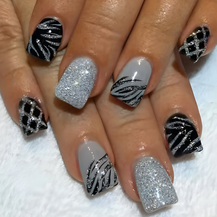 Glamorous Artistic Press-On Nail Set Stornfield