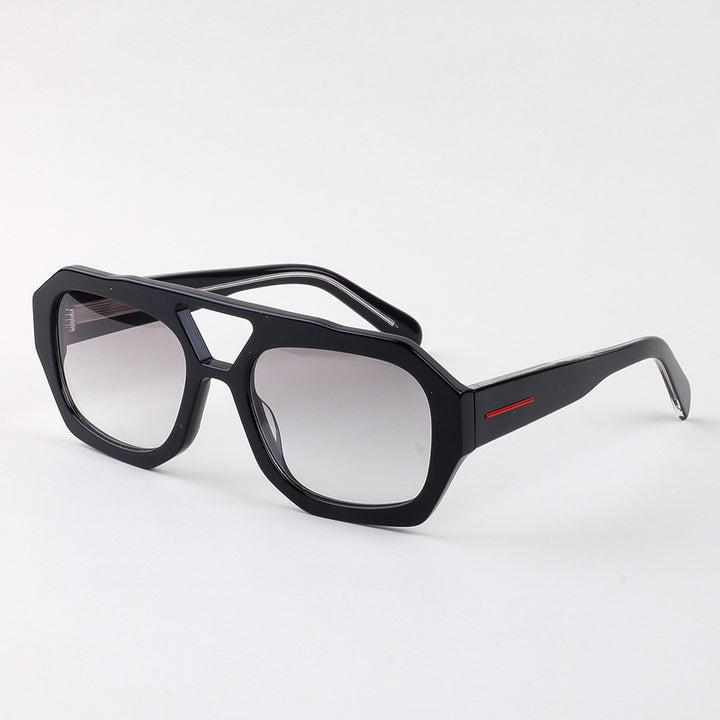Women's trendy sunglasses in modern frame design Stornfield