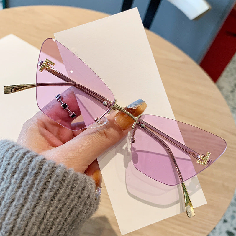 Womens Cat-Eye Sunglasses in modern design with innovative frame Stornfield