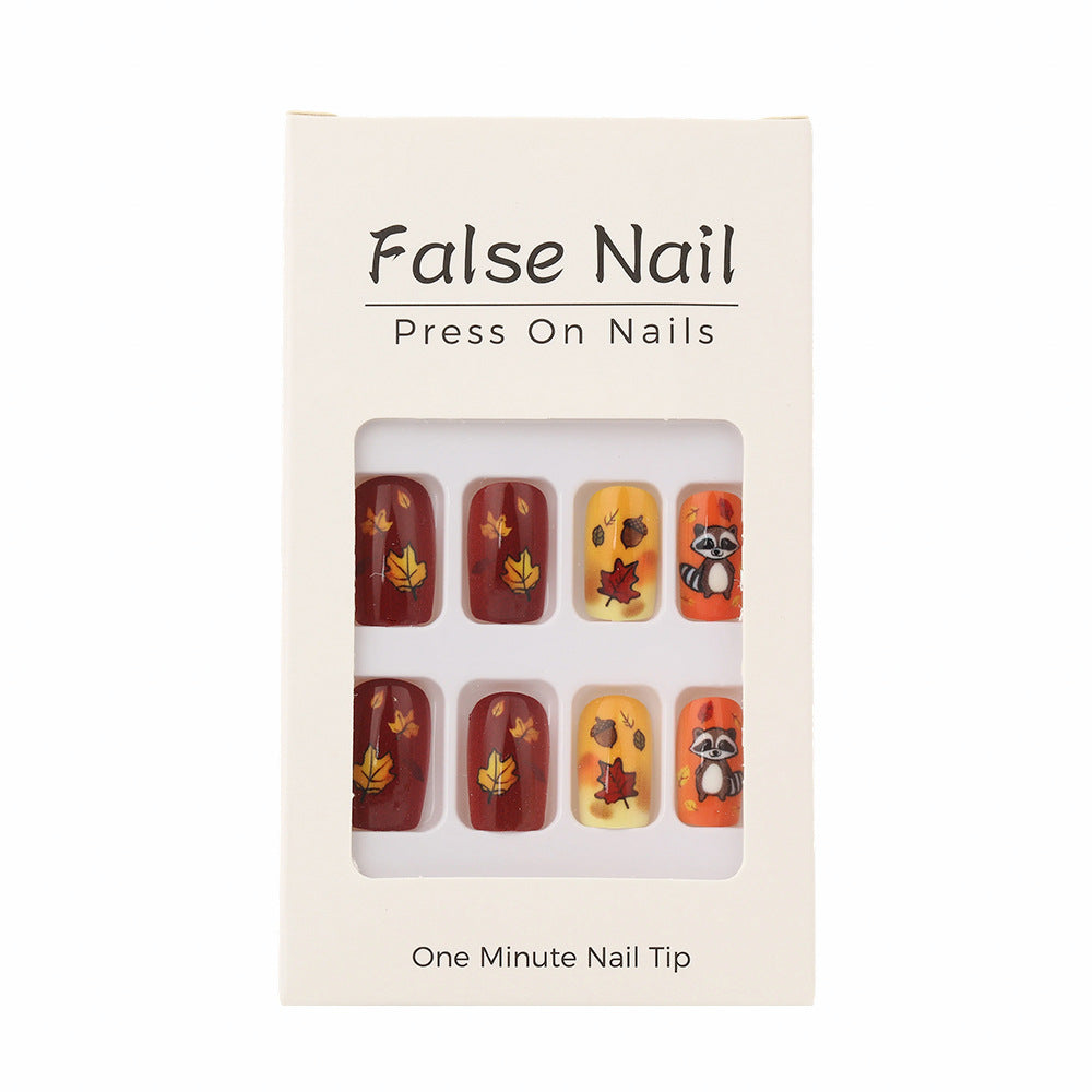 Artificial nails with autumnal animal and leaf patterns Stornfield