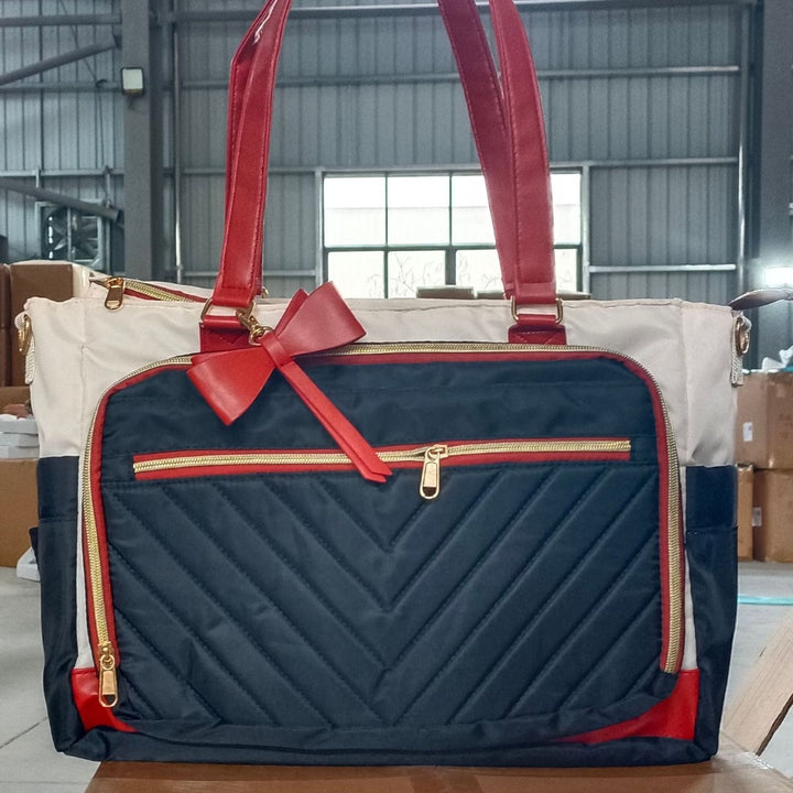 Fashionable tote bag with stylish compartments Stornfield