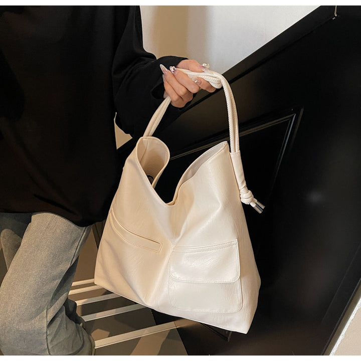 Casual tote bag with practical front pockets Stornfield