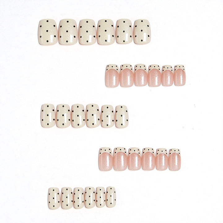 Trendy Nail Art Stornfield