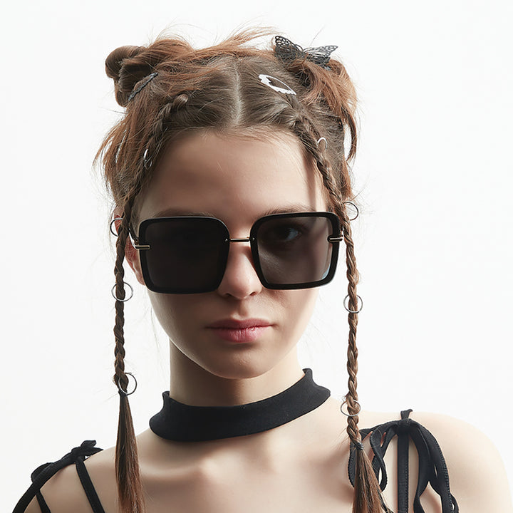 Women square sunglasses with elegant frame and UV protection Stornfield