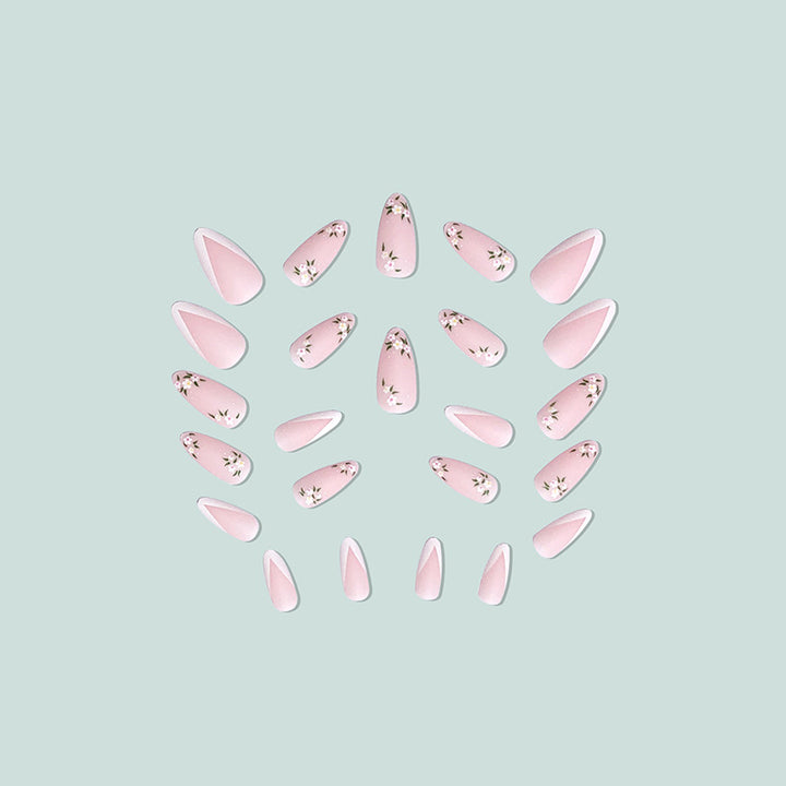 Elegant and artistic artificial nails Stornfield