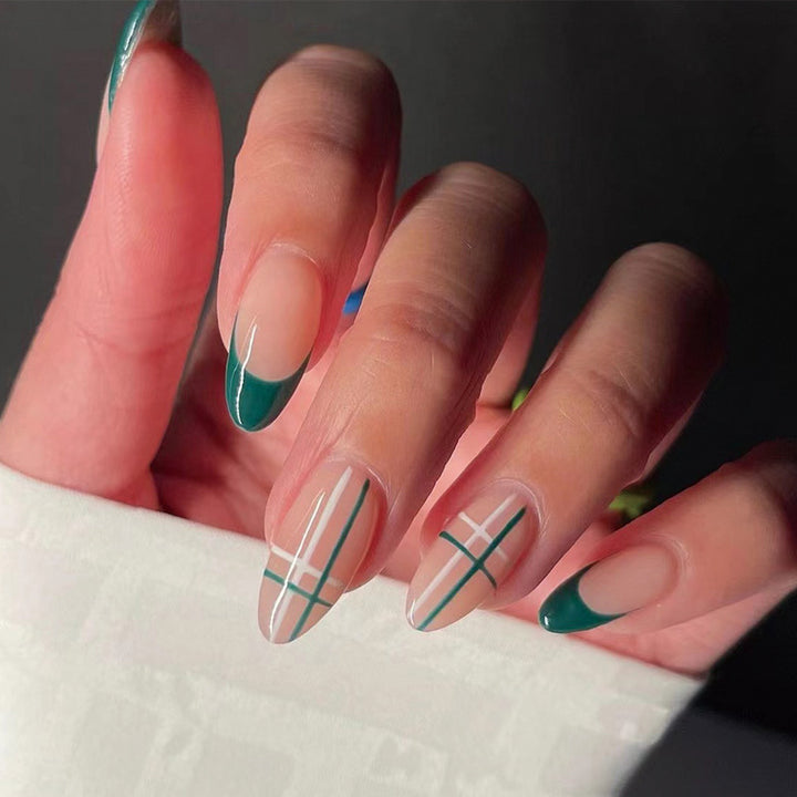 Artful nail art with modern geometric design Stornfield