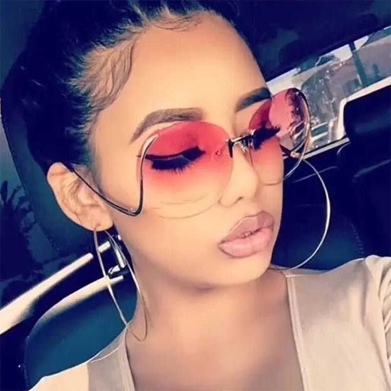 Women’s luxurious oversized sunglasses with innovative frame and UV protection Stornfield