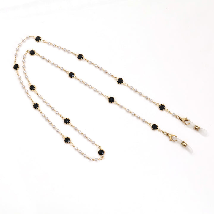 Elegant Pearl and Crystal Eyewear Chain Stornfield