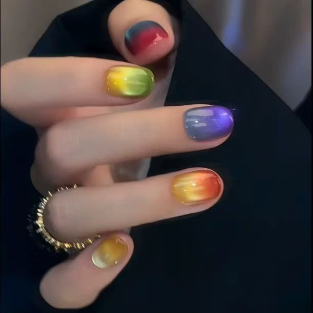 Gradient Ombre Press-On Nails Stornfield