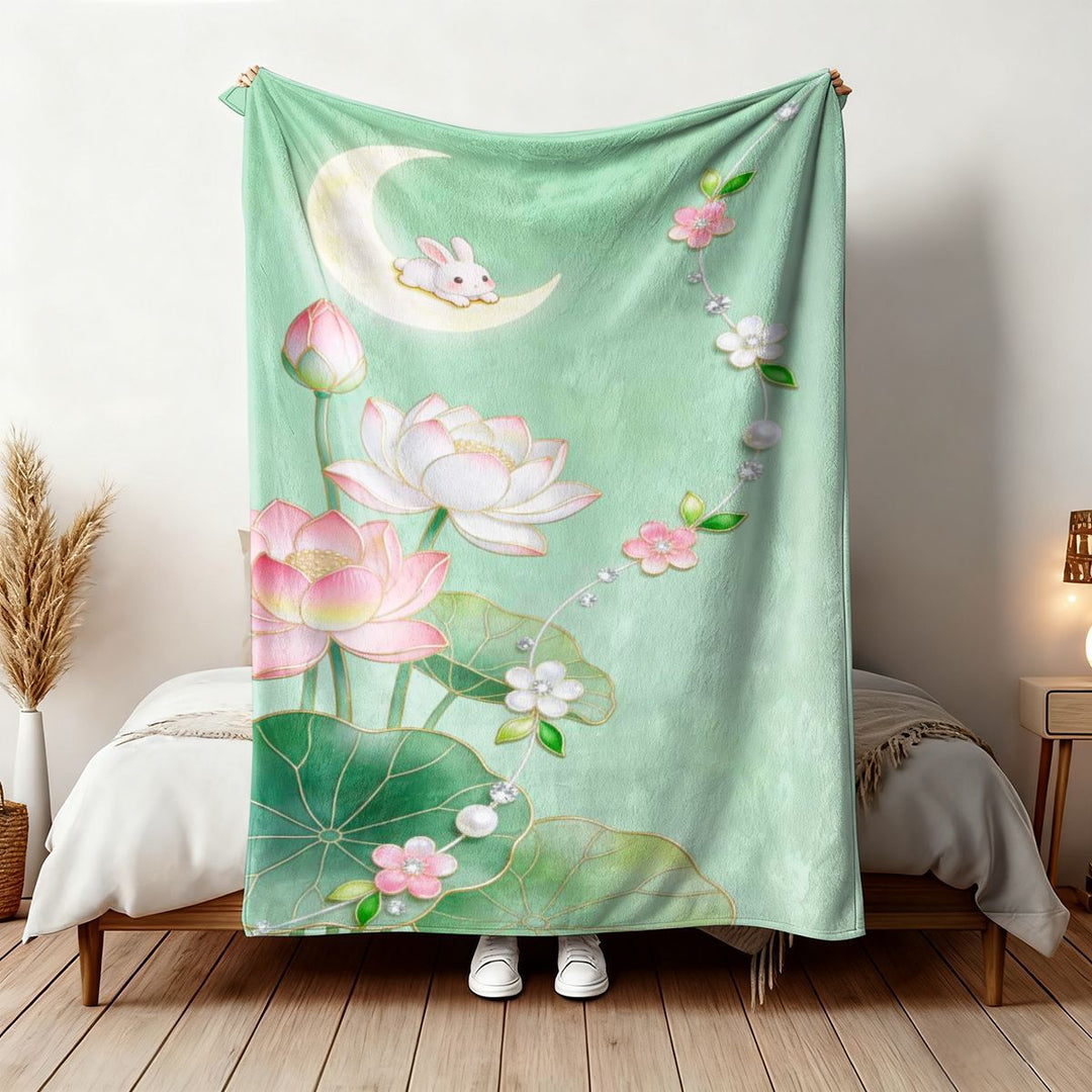 Elegant Floral Print Fleece Blanket