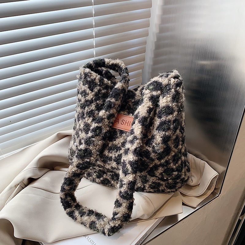 Soft Leopard Print Shoulder Bag
