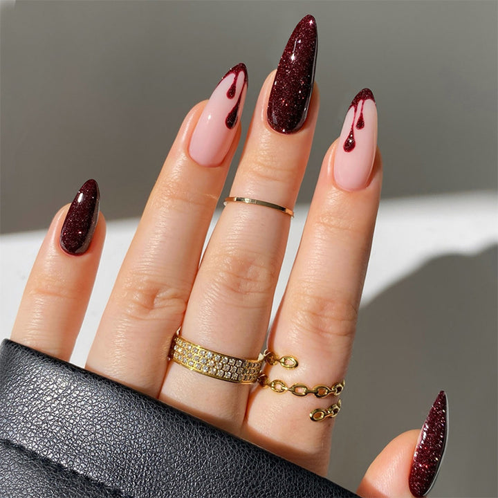 Luxurious artificial nail set with glamorous glitter Stornfield