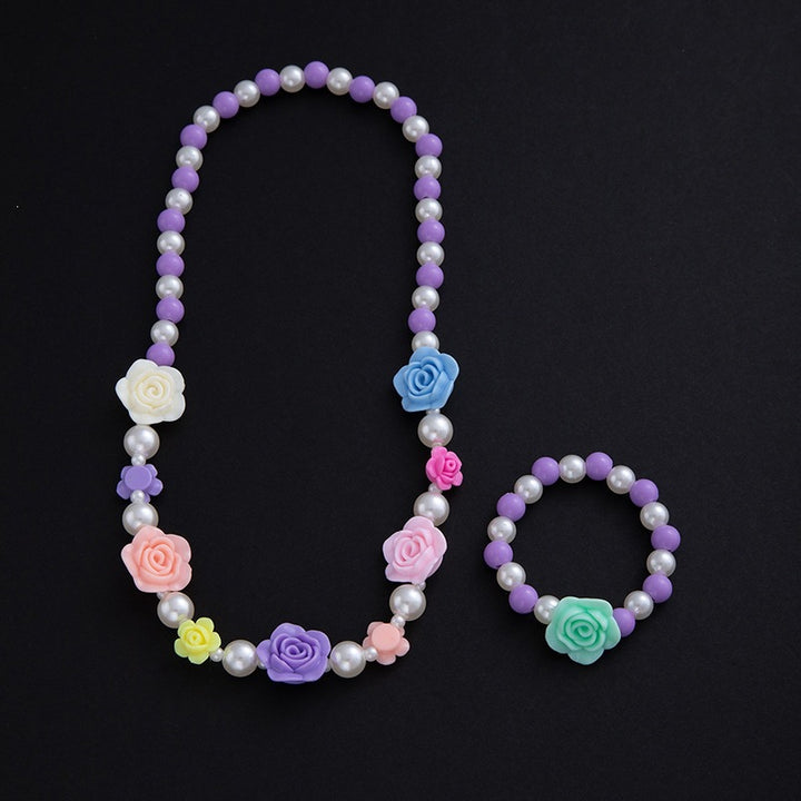 Jewelry set with floral motifs Stornfield