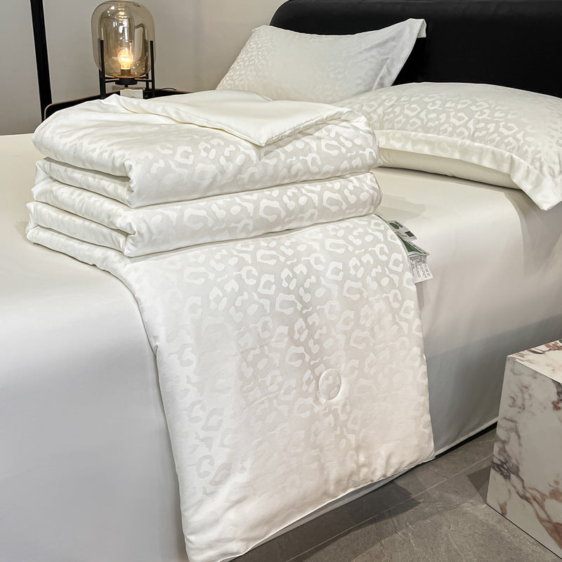 Elegant Satin Leopard Print Bedding Set