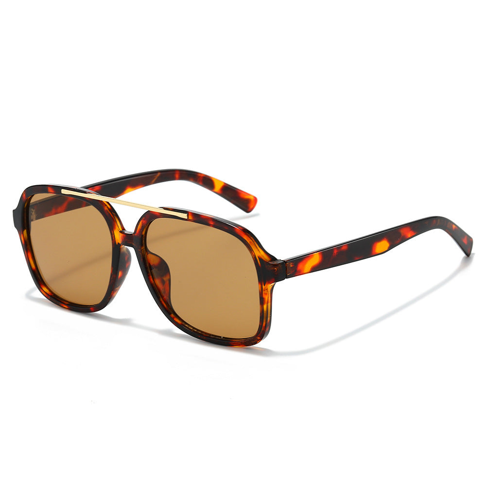 Retro-Inspired Tortoiseshell Sunglasses Stornfield