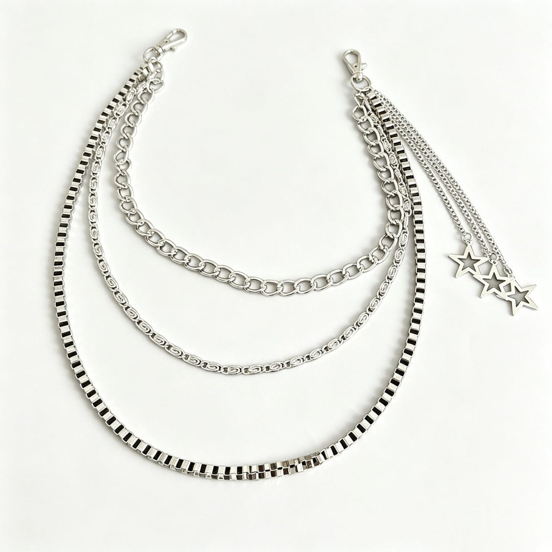 Fashionable chain belt with star pendants Stornfield