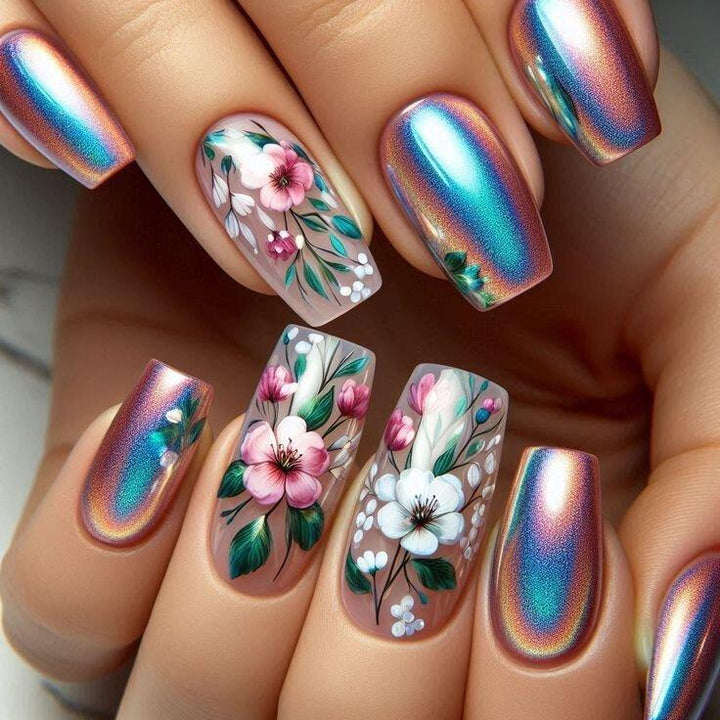 Artificial nails with elegant floral designs and holographic effect Stornfield