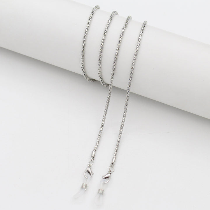 Elegant Pearl Chain Eyewear Holder Stornfield