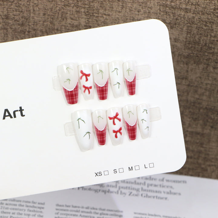 Festive Nail Art Press-On Collection Stornfield