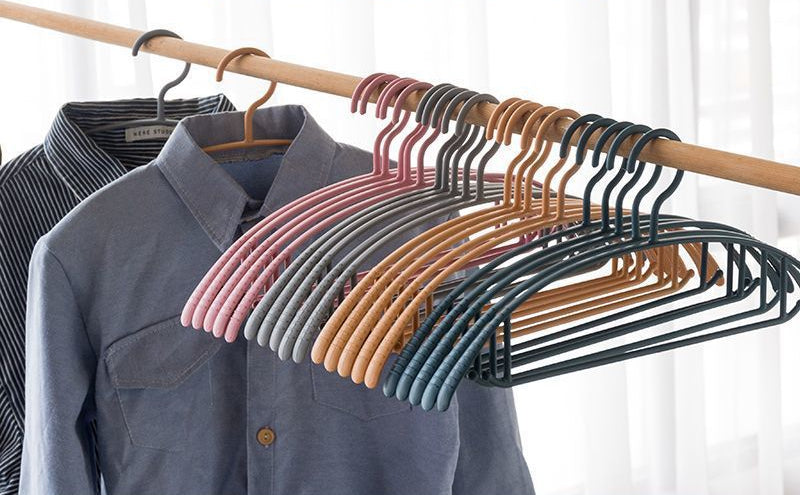 Non-Slip Versatile Clothes Hangers Stornfield