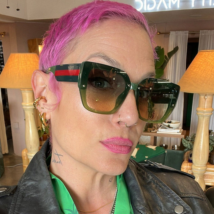 Women's oversized sunglasses with a fashionable frame and UV protection Stornfield